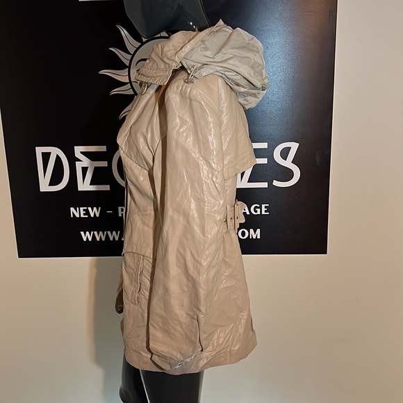 creenstone rain jacket size 8/10 - Picture 6 of 16